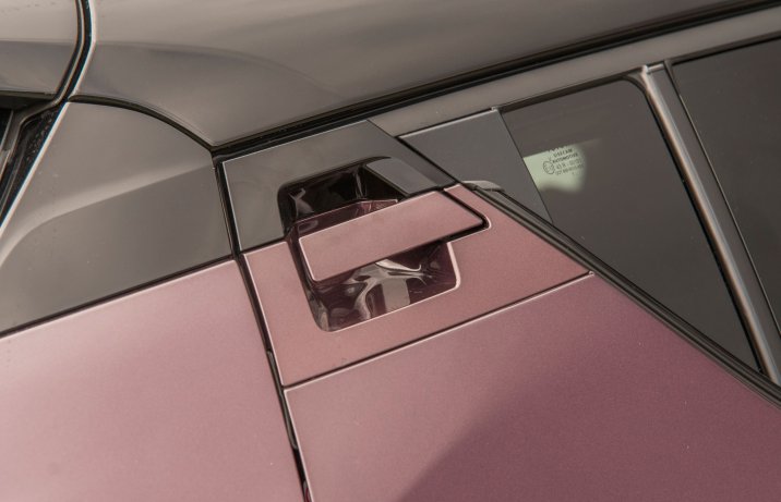 Toyota C-HR 2.0 Hybrid - klamka