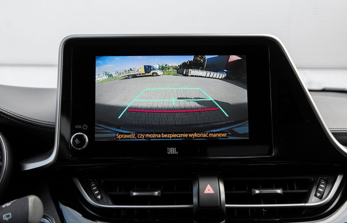 Toyota C-HR 2.0 Hybrid - kamera