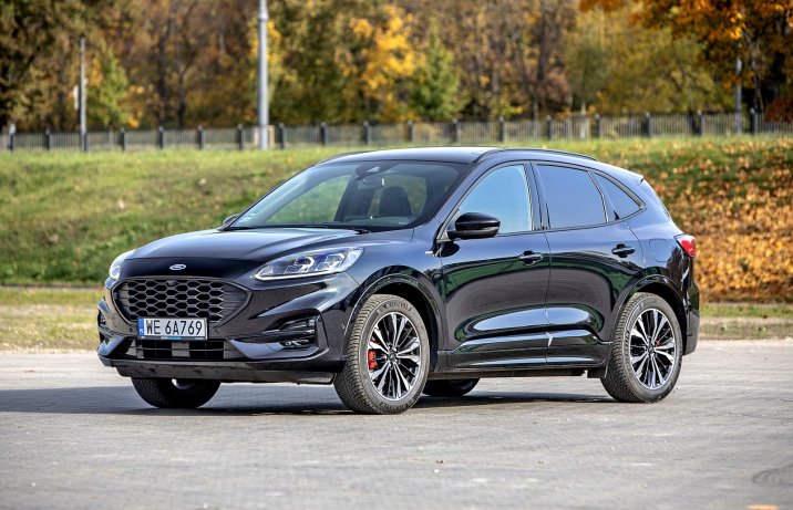 Ford Kuga 2.5 Hybrid AWD – przód