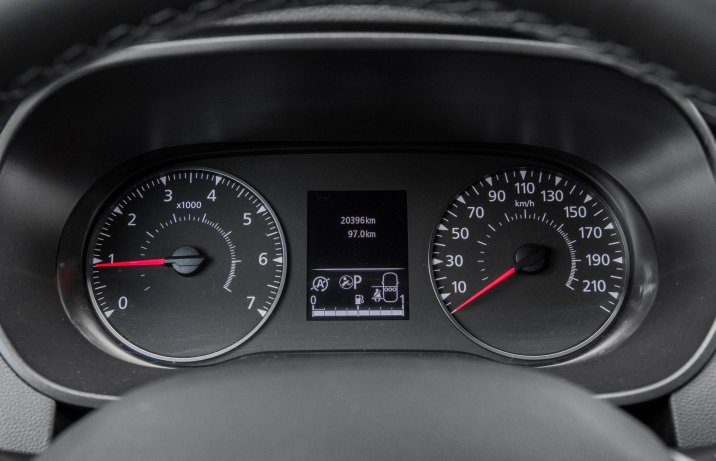 Dacia Duster - zegary