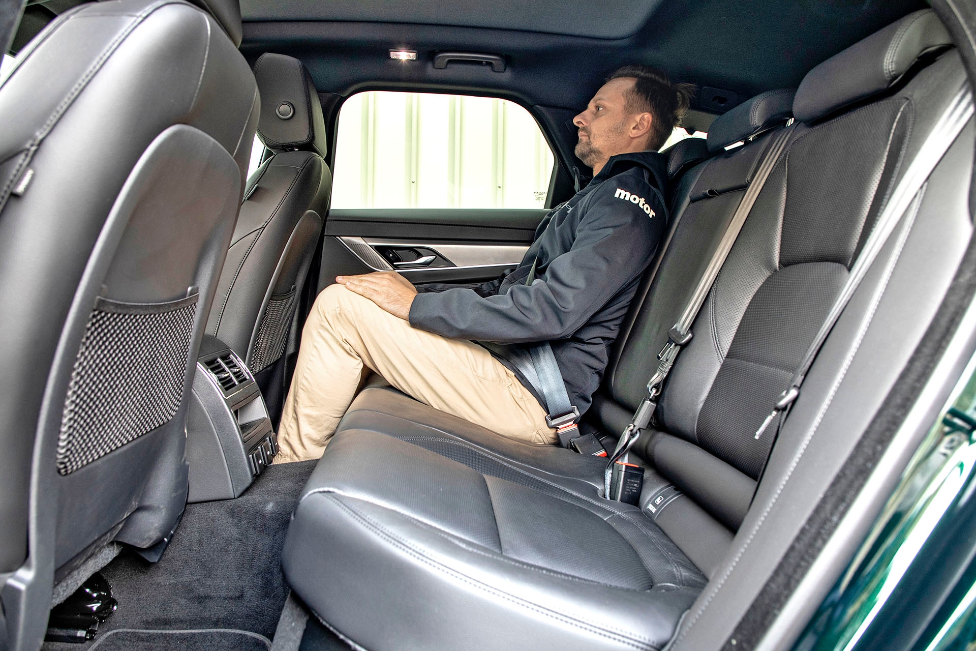 Jaguar XF Sportbrake D200 AWD – kanpa z pasazerem