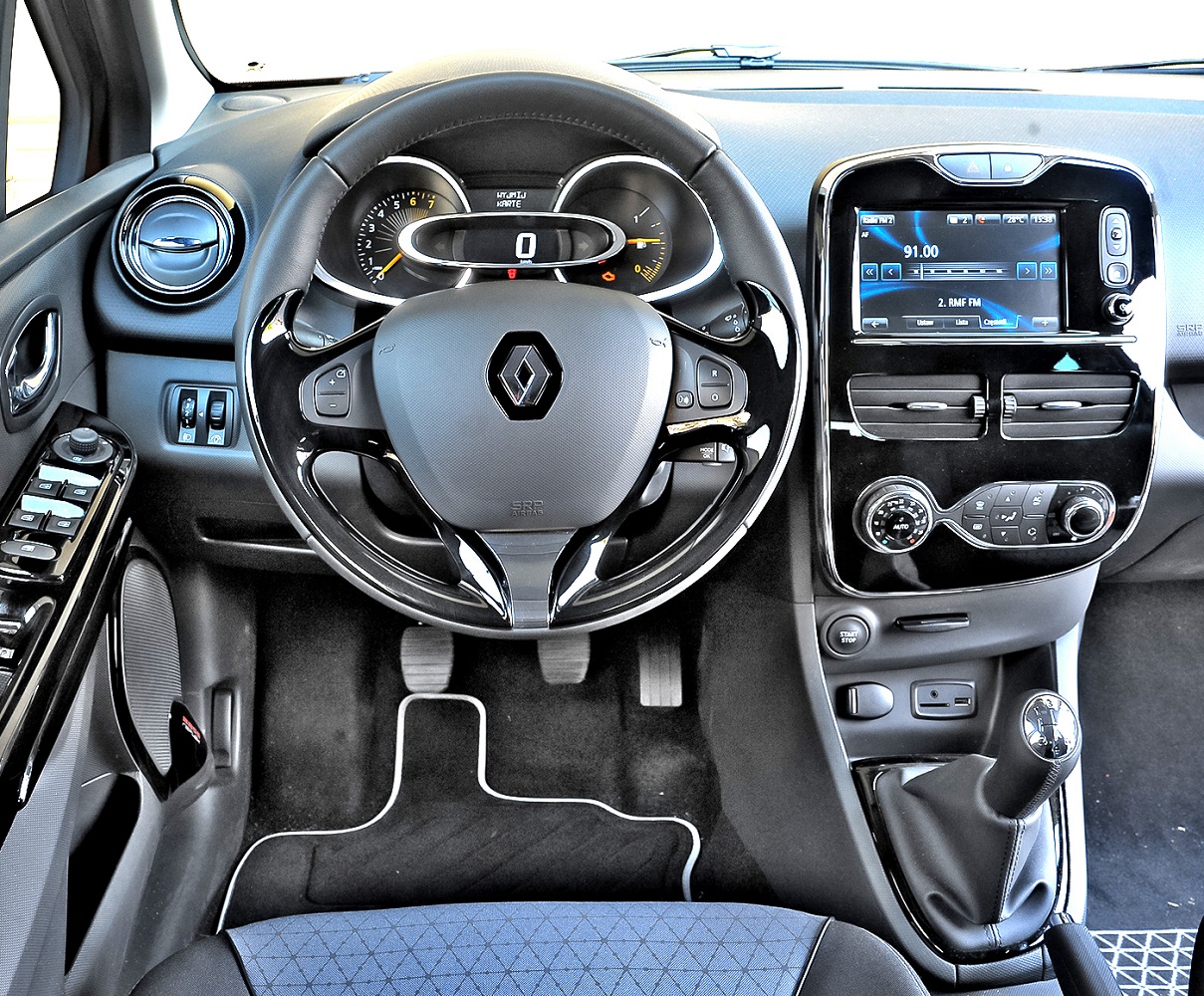 renault clio deska