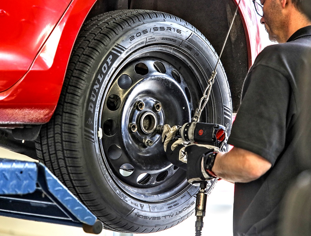 stosuj opony wielosezonowe