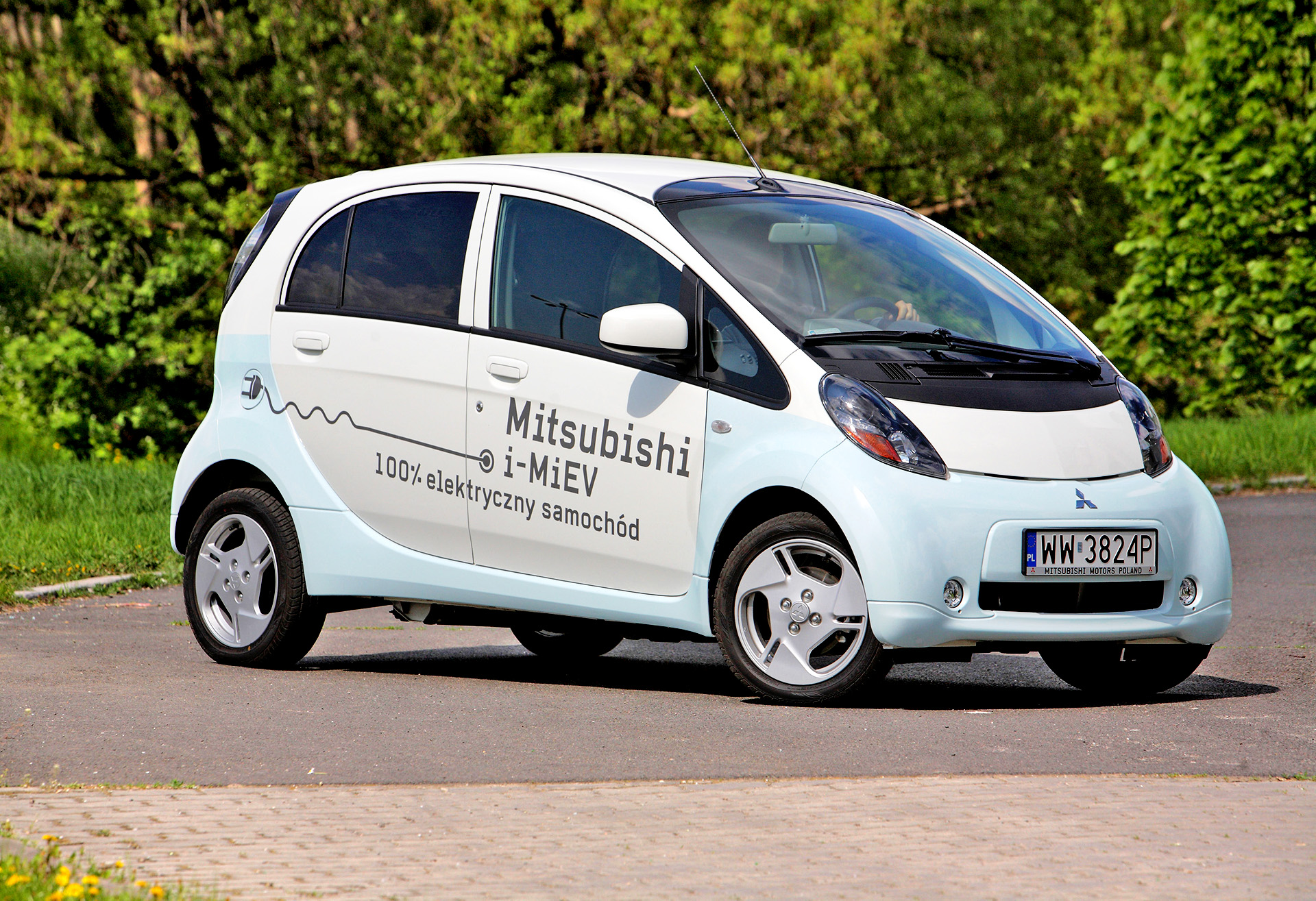 Mitsubishi i-Mi-EV