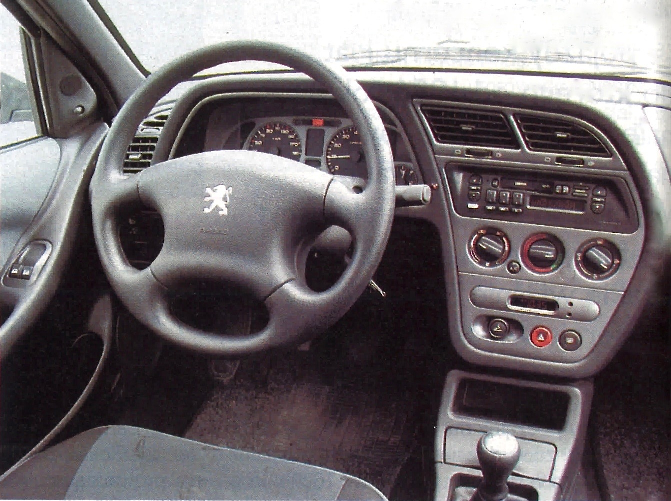 Peugeot 306 deska rozdzielcza