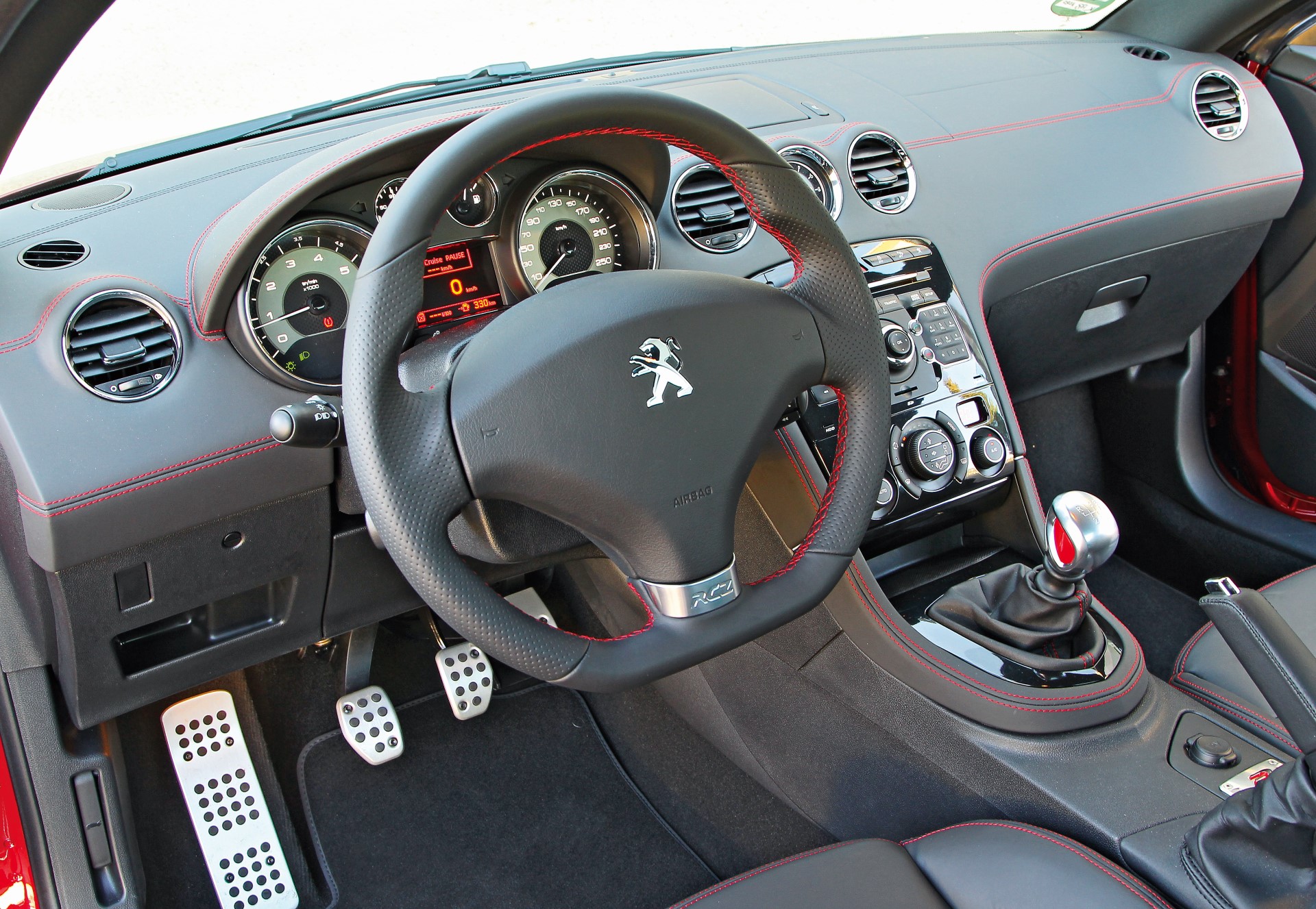 Uzywany Peugeot RCZ - wnetrze