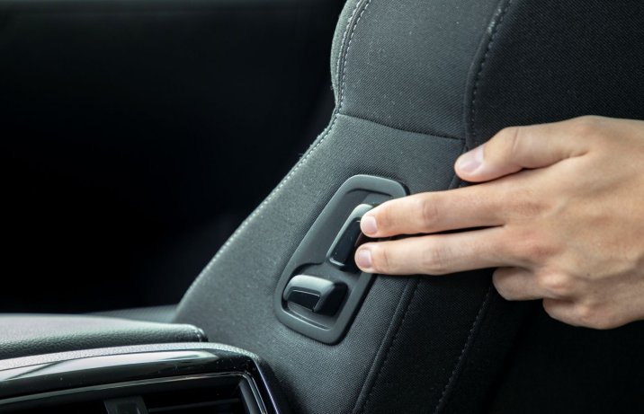 Skoda Superb 2.0 TDI – regulacja fotela