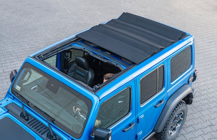 Jeep Wrangler – Mopar Sunrider Fliptop – dach w trakcie otwierania