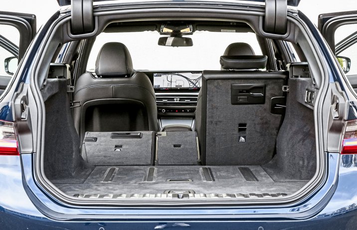 BMW serii 3 Touring - bagażnik