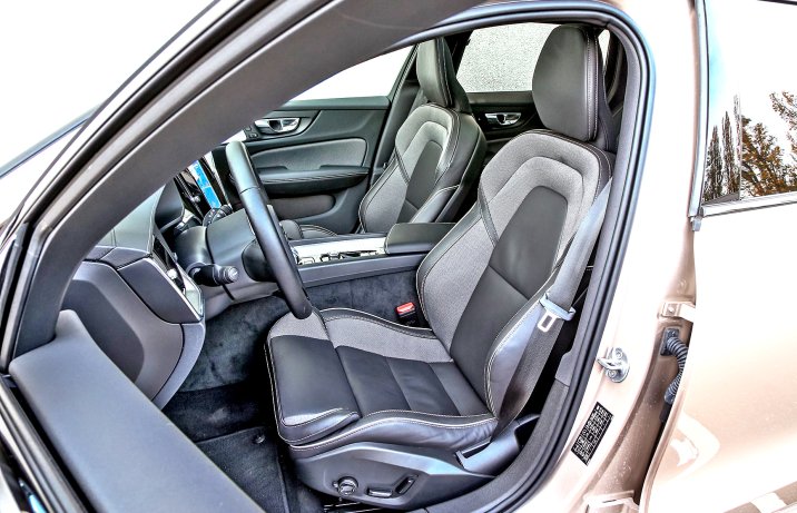 Volvo V60 - fotele