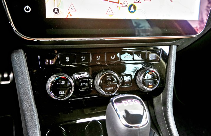 Skoda Superb Combi - klimatyzacja