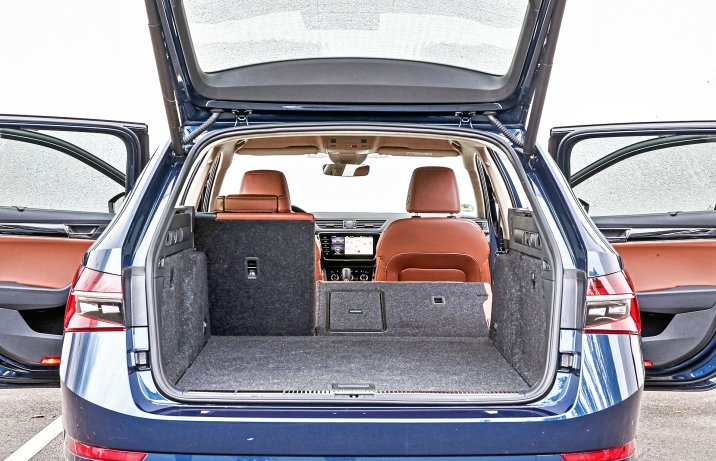 Skoda Superb Combi - bagażnik