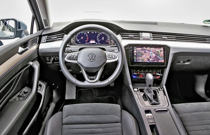 Volkswagen Passat Variant - kokpit
