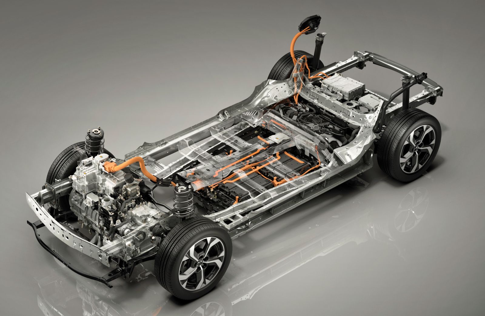 mazda_mx30_rev_przekroj