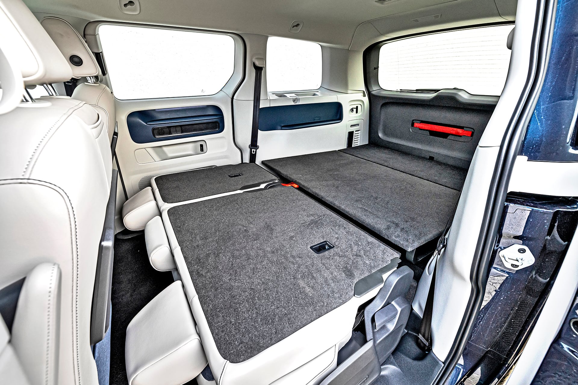 Volkswagen ID. Buzz Pro – ppłyta Multi-flex