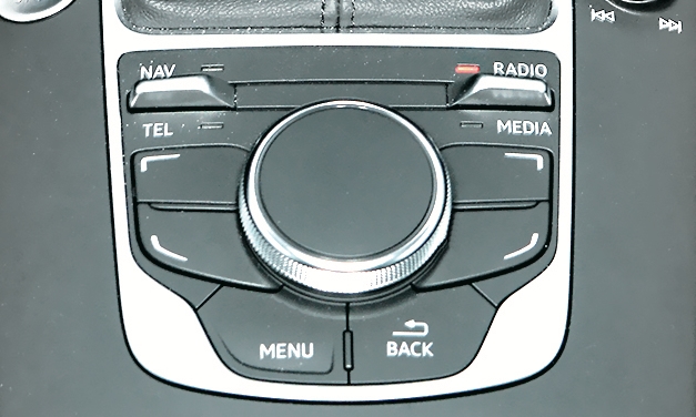 Audi A3 2.0 TDI sobsługa MMI