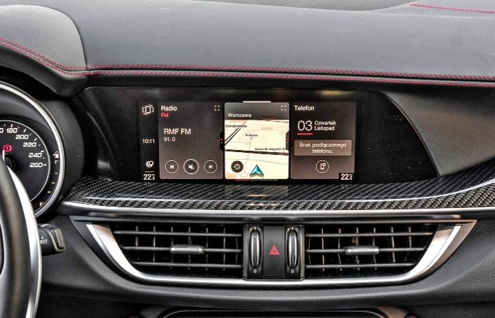 Alfa Romeo Stelvio 2.0 GME Turbo 280 AT Q4 Estrema – multimedia