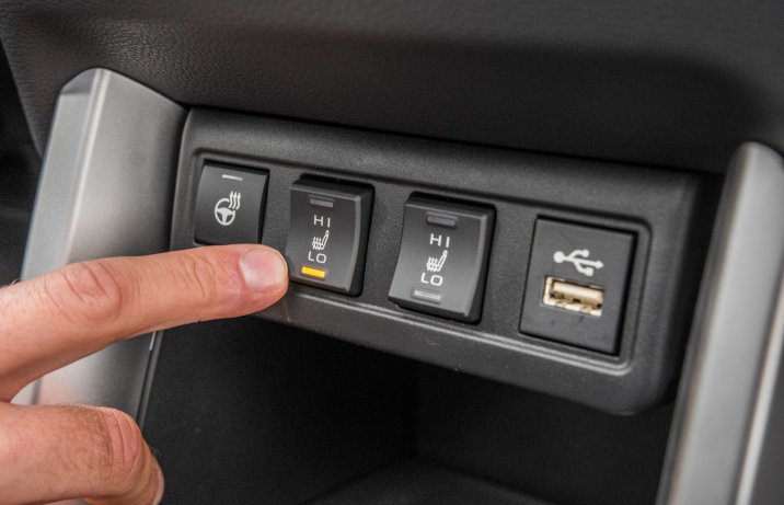 Toyota Corolla Cross - ogrzewanie