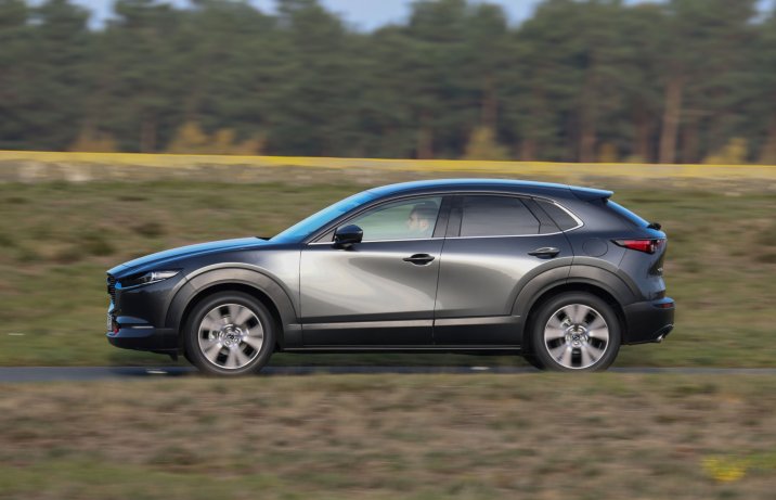 Mazda CX-30 - bok