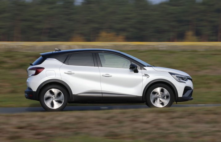 Renault Captur - bok