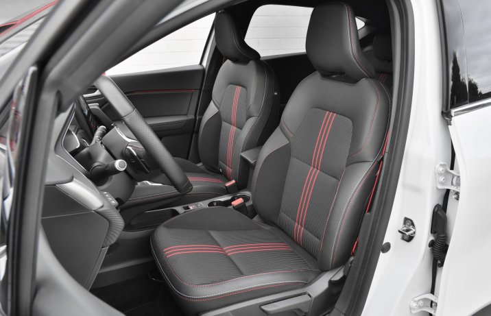 Renault Captur - fotele