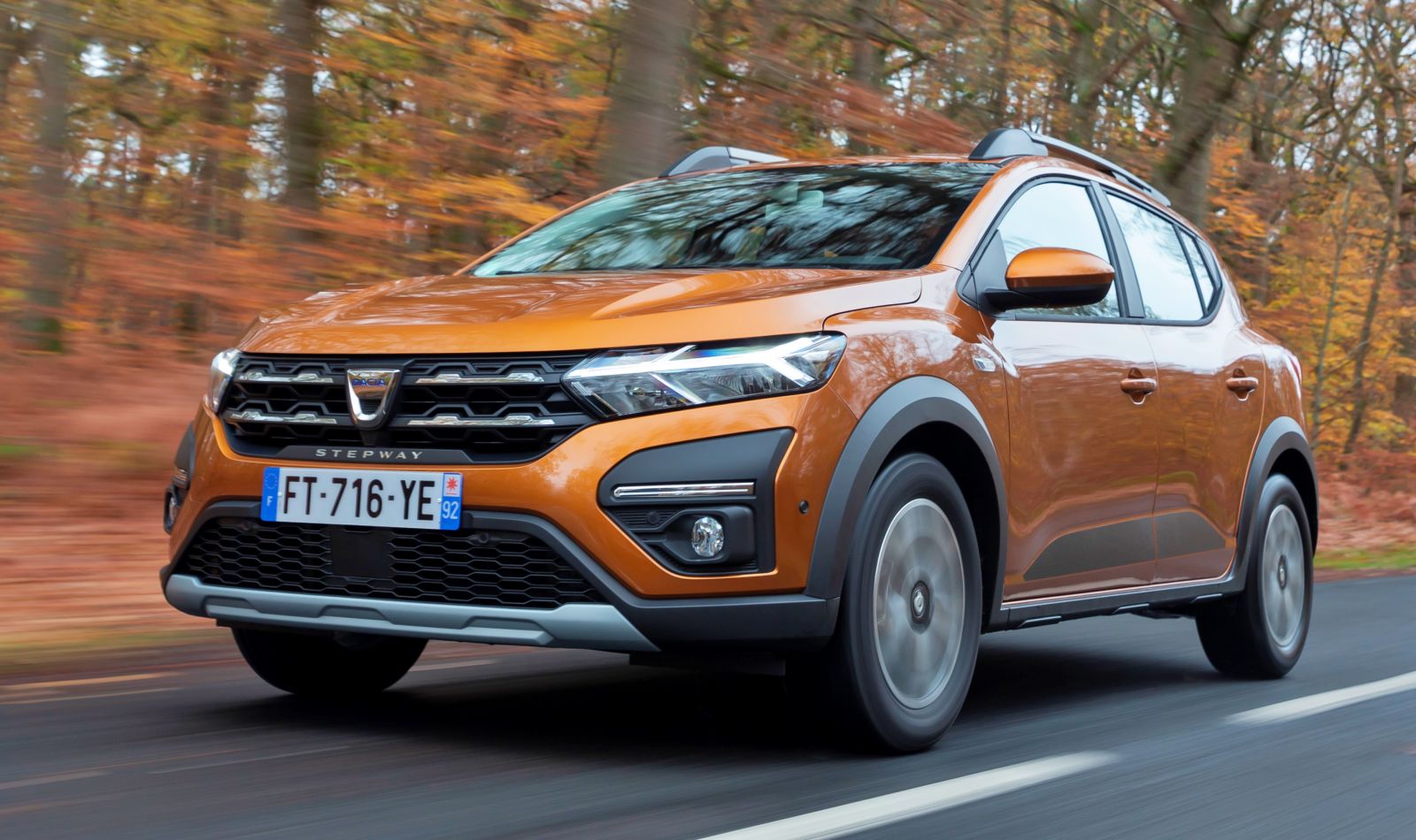 dacia_sandero_stepway_przod