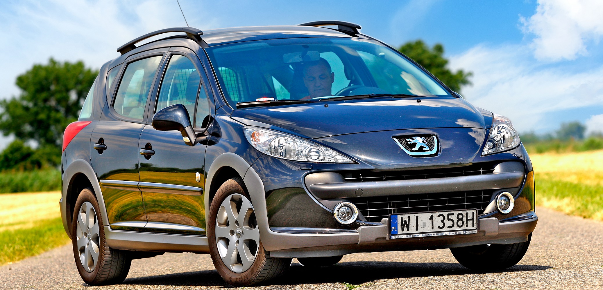 peugeot 207 SW outdoor