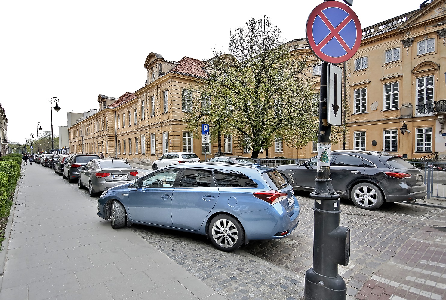 szukanie miejsca parkingowego proba 2 zatrzymanie