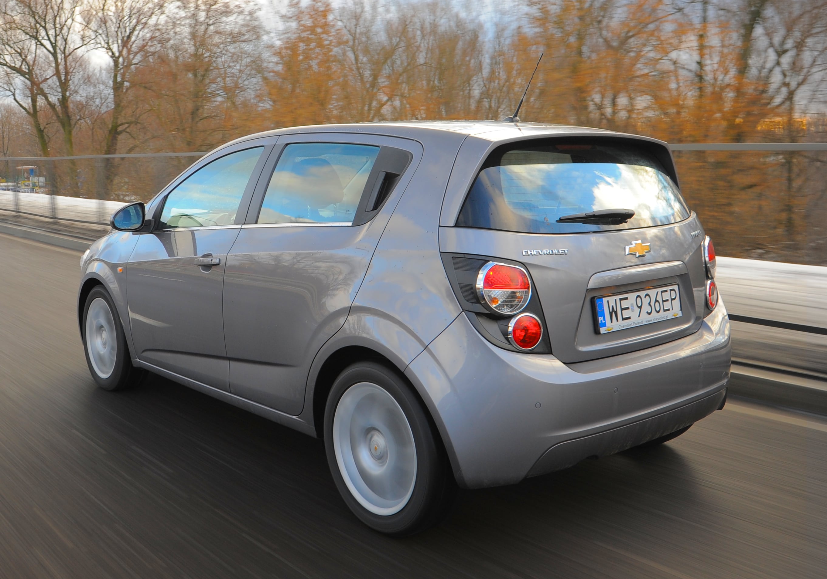 Chevrolet Aveo 1.3d 6MT  tył i bok