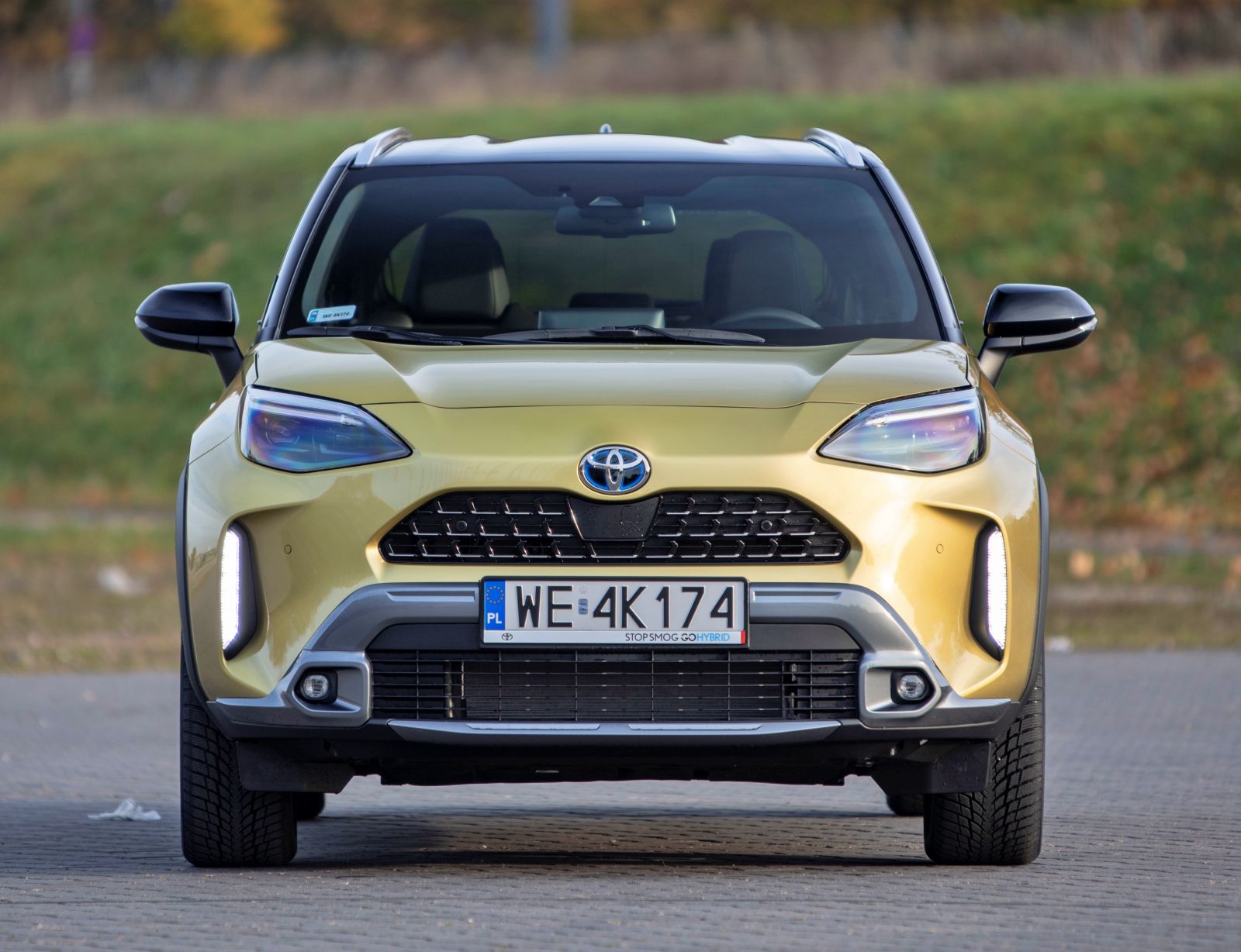 totota-yaris-cross-przod-1