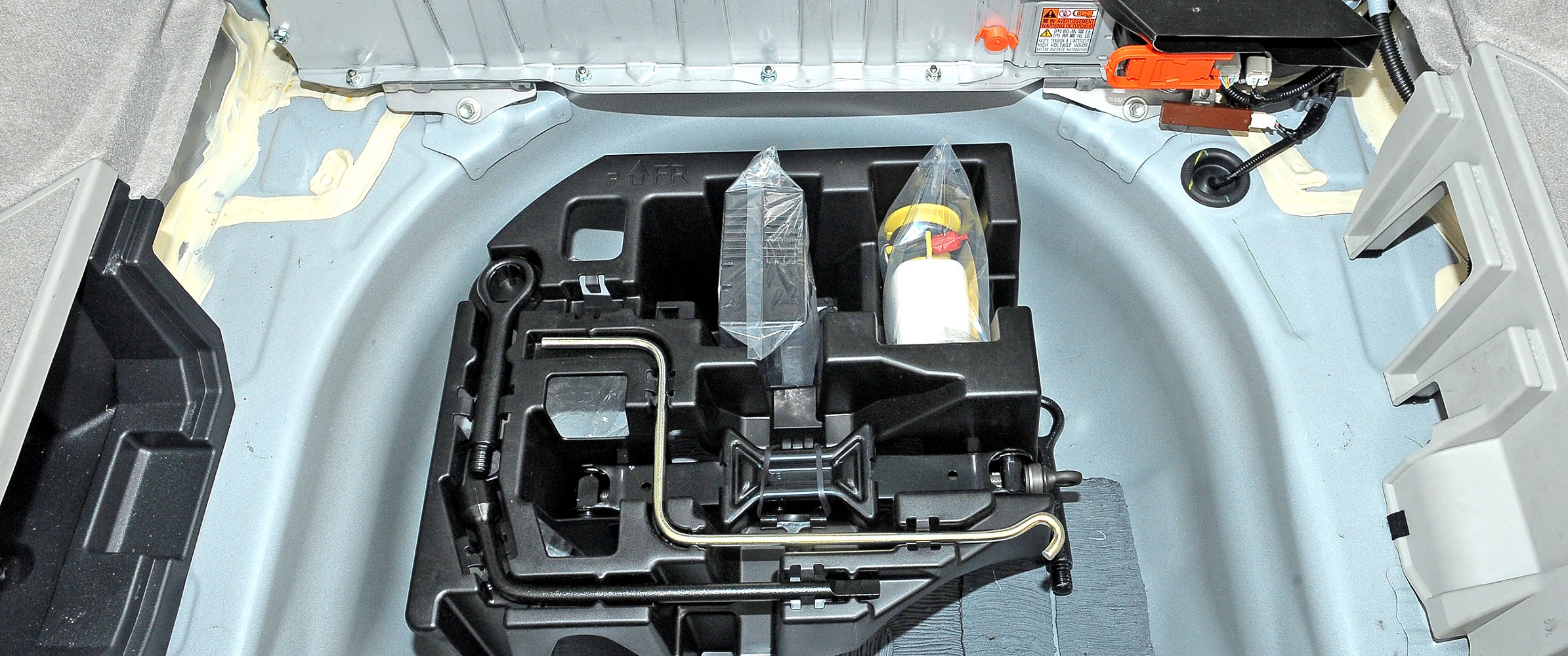 toyota prius zesaw naprawczy