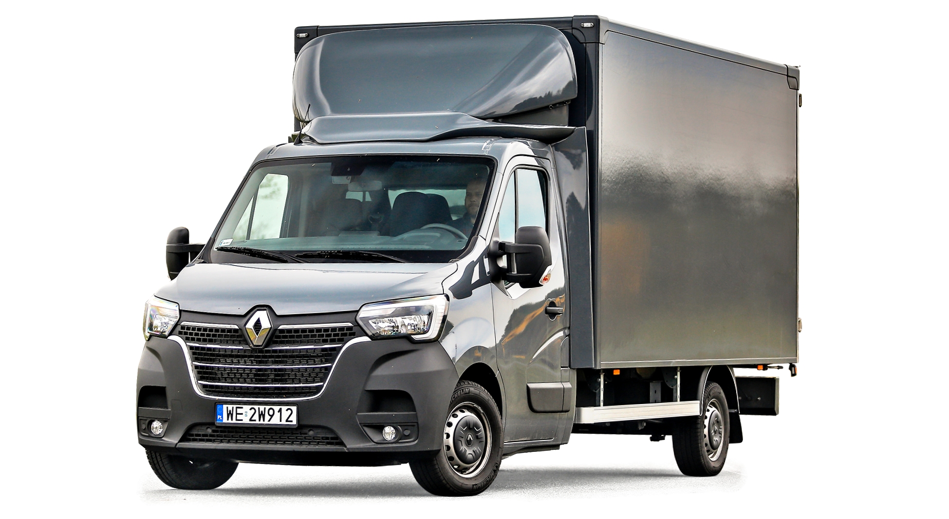Renault Master przód i bok