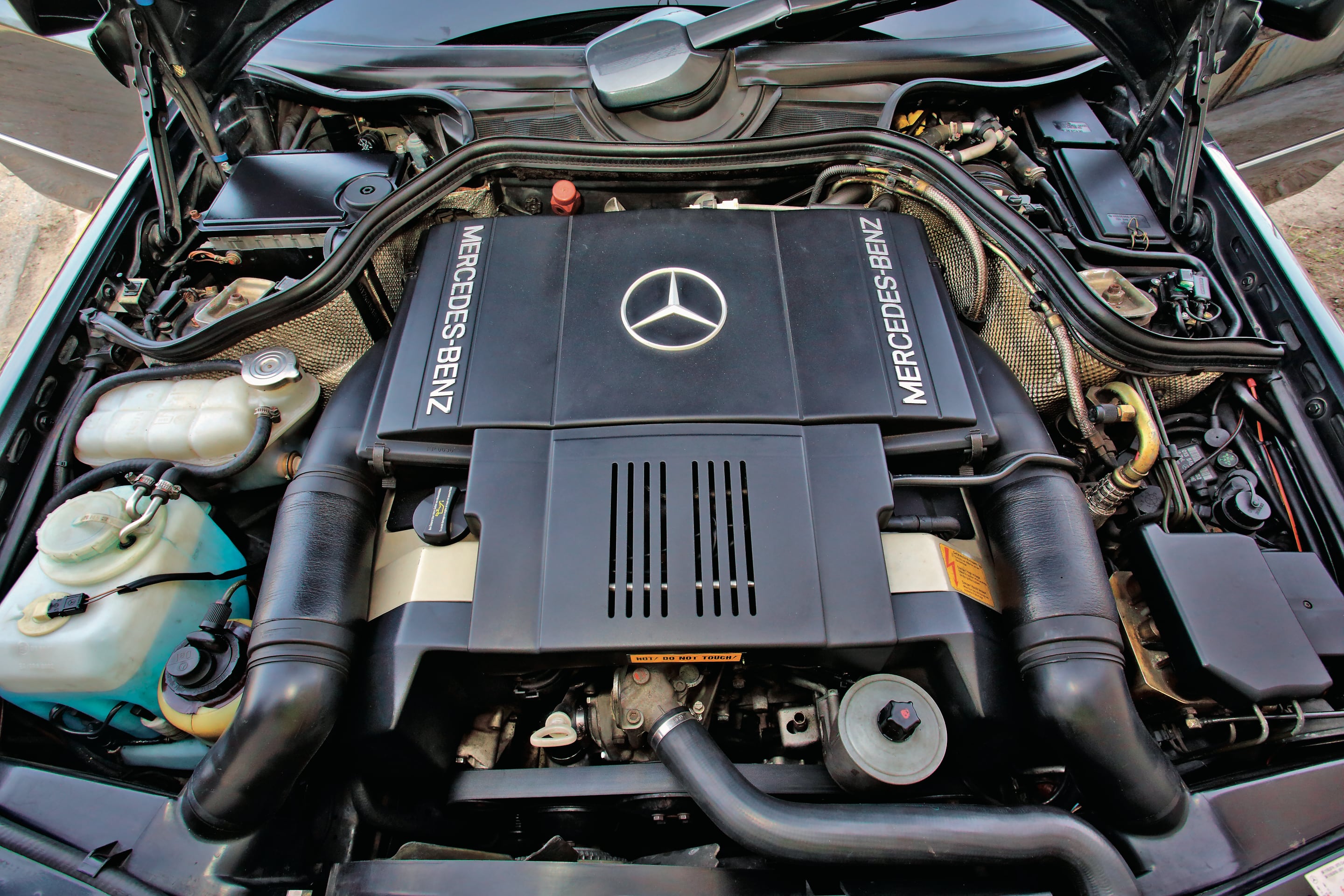 Mercedes E 500 W124 silnik