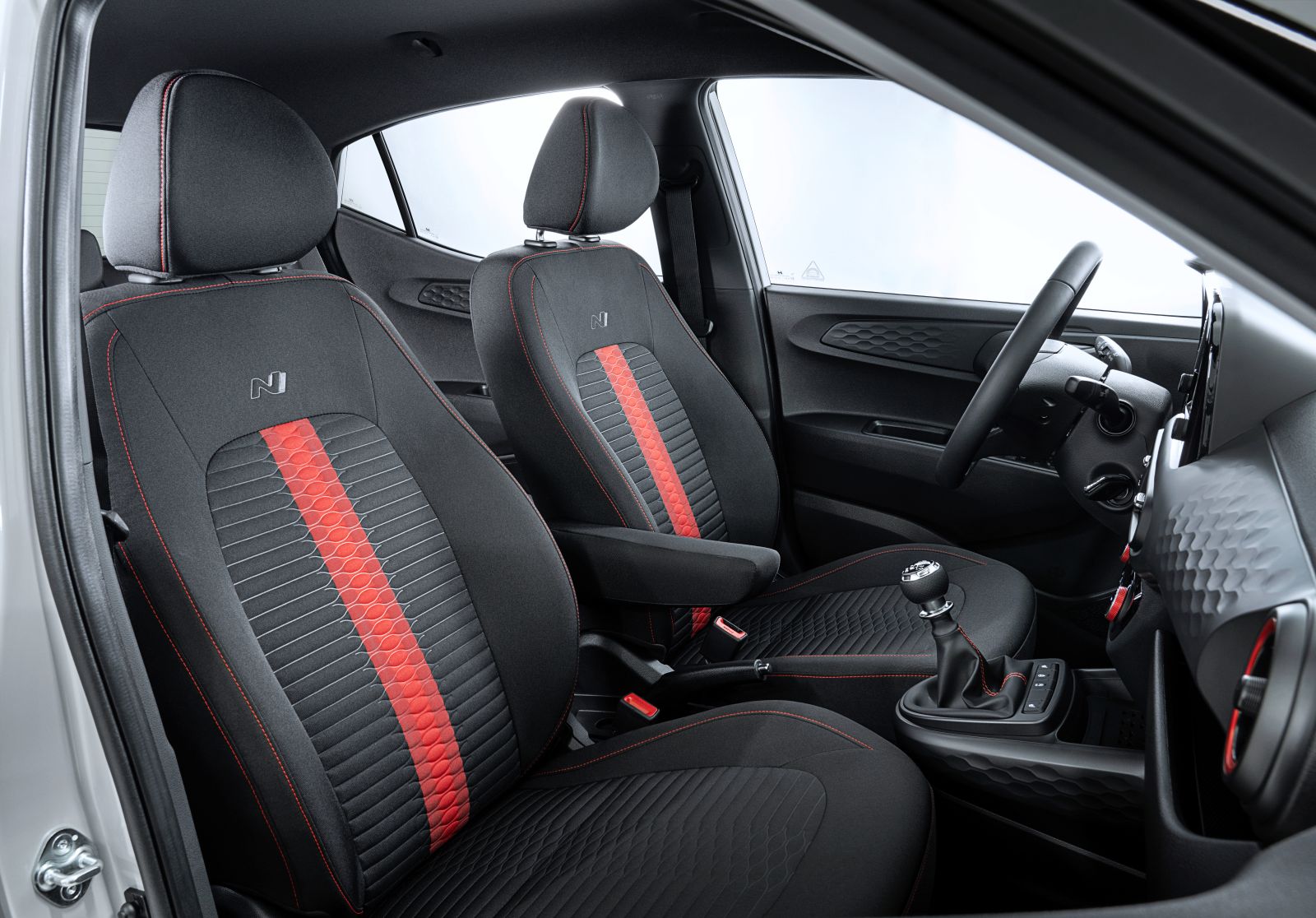 hyundai-i10-siedzenia-1