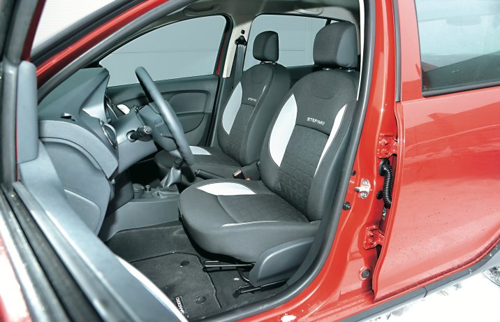 Dacia Sandero Stepway 1.5 dCi Laureate – fotele