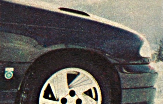 Opel Astra GSI – wlot powietrza i koło