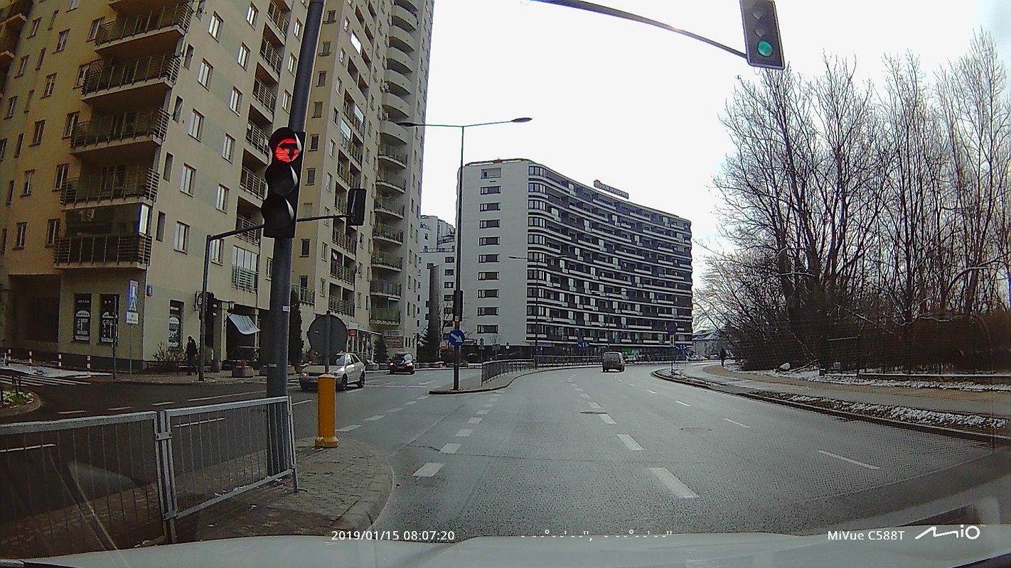 MiVue C588T Dual przod dzien