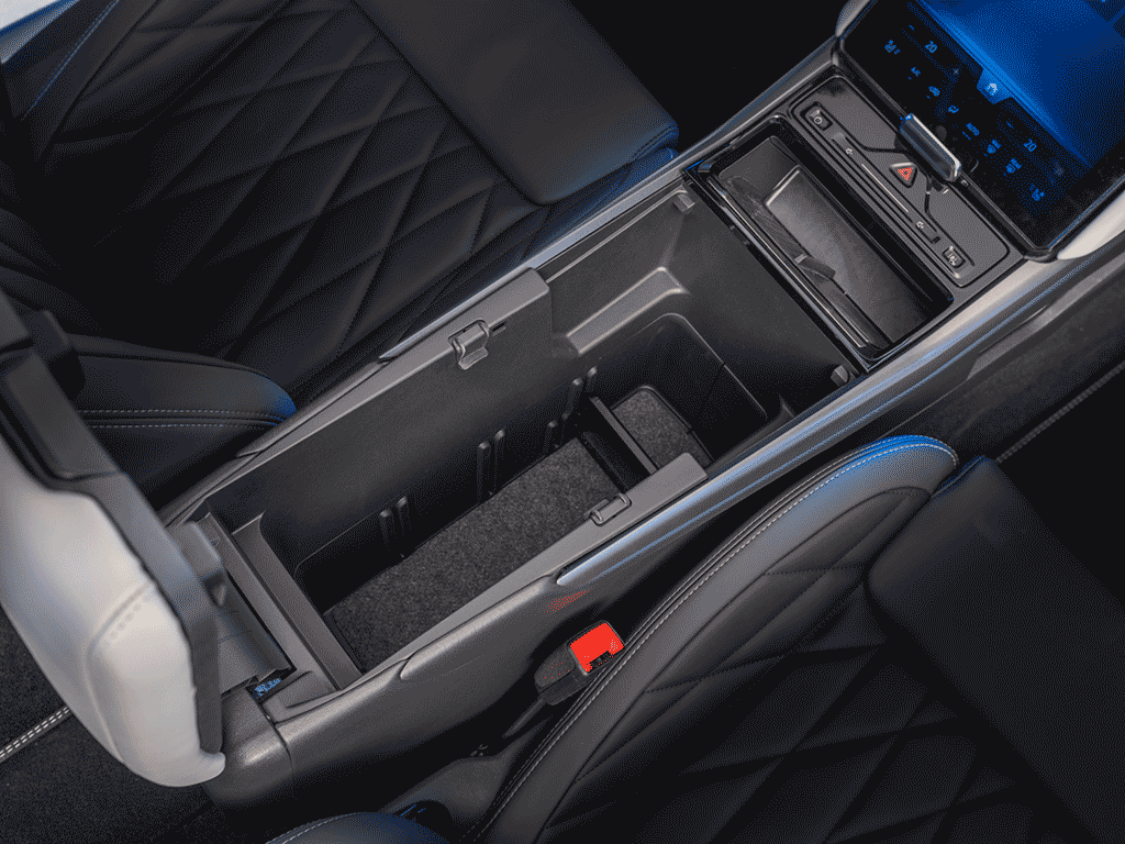 ford-explorer-konsola