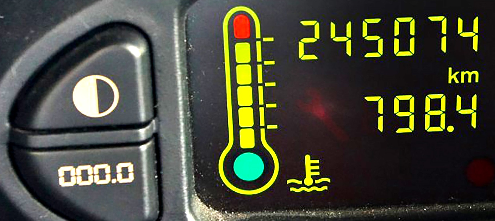 wysoka temperatura silnika