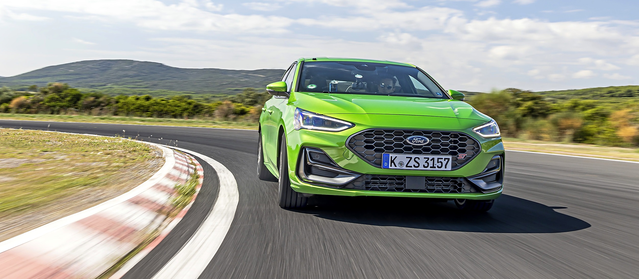 test opon letnich prowadzenie na sucho