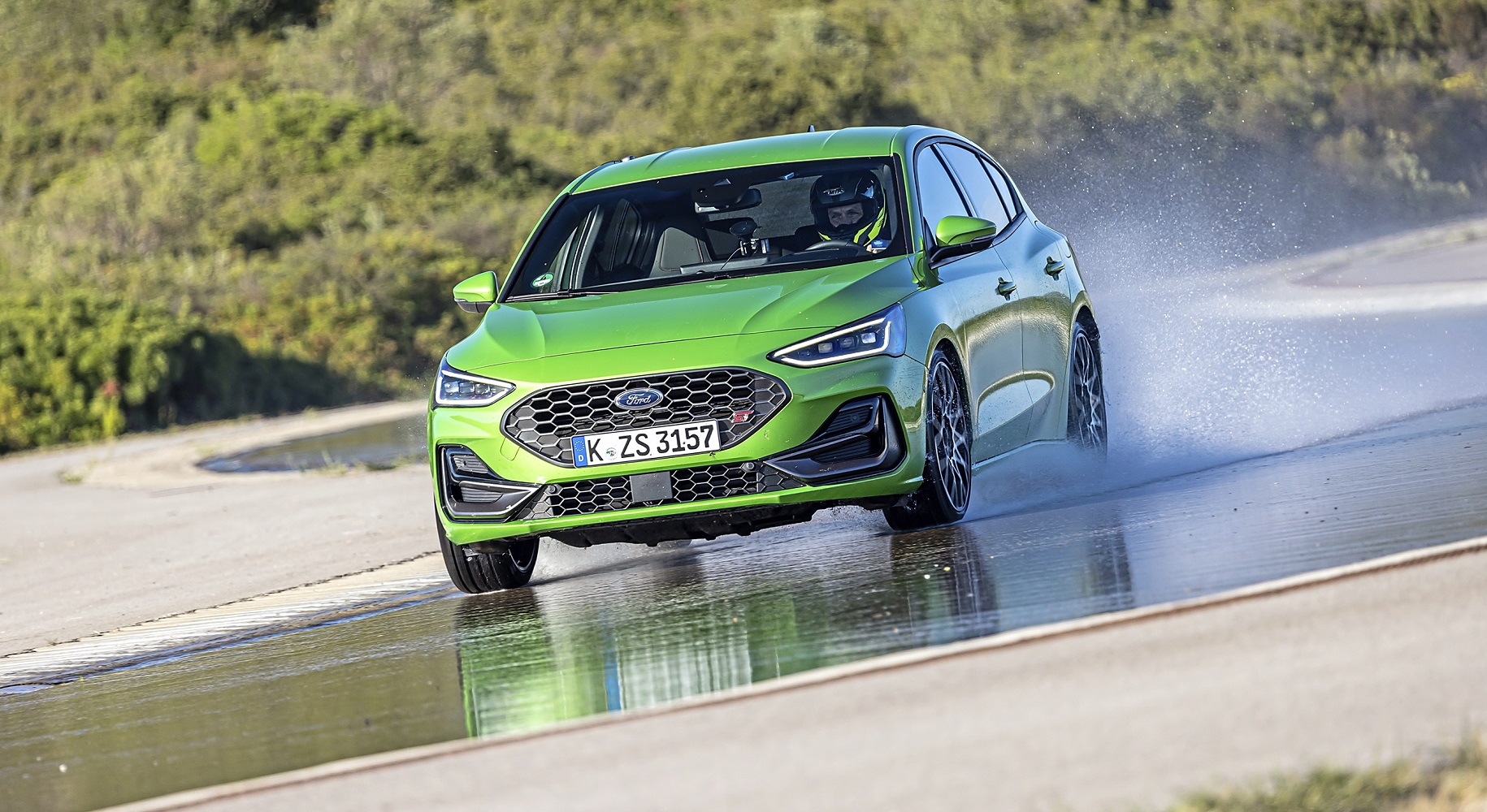 test opon letnich prowadzenie na mokro