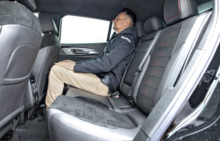 Alfa Romeo Tonale PHEV Q4 – kanapa