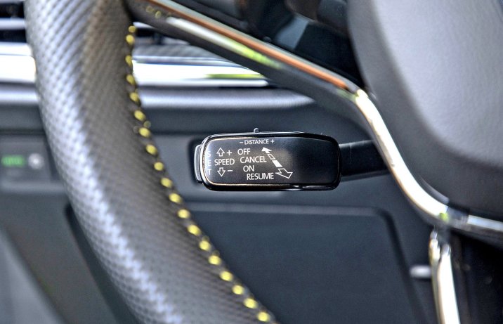 Skoda Enyaq Coupe RS iV – tempomat