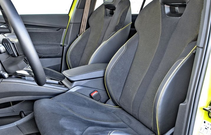 Skoda Enyaq Coupe RS iV – fotele