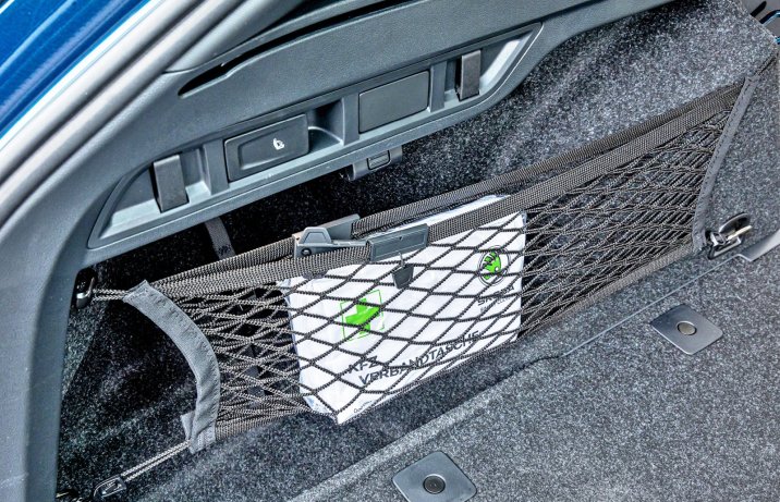 Skoda Octavia Combi 2022 test - siatka