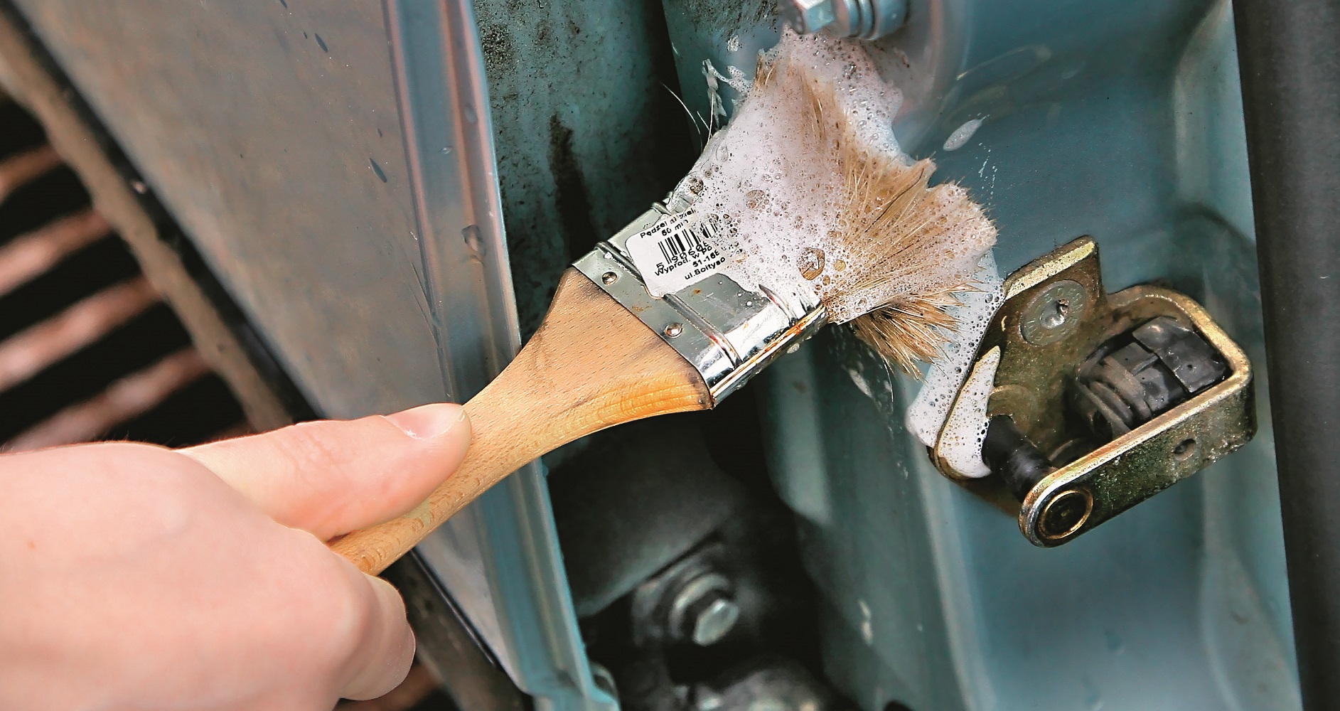 zabezpieczanie zamkow drzwi