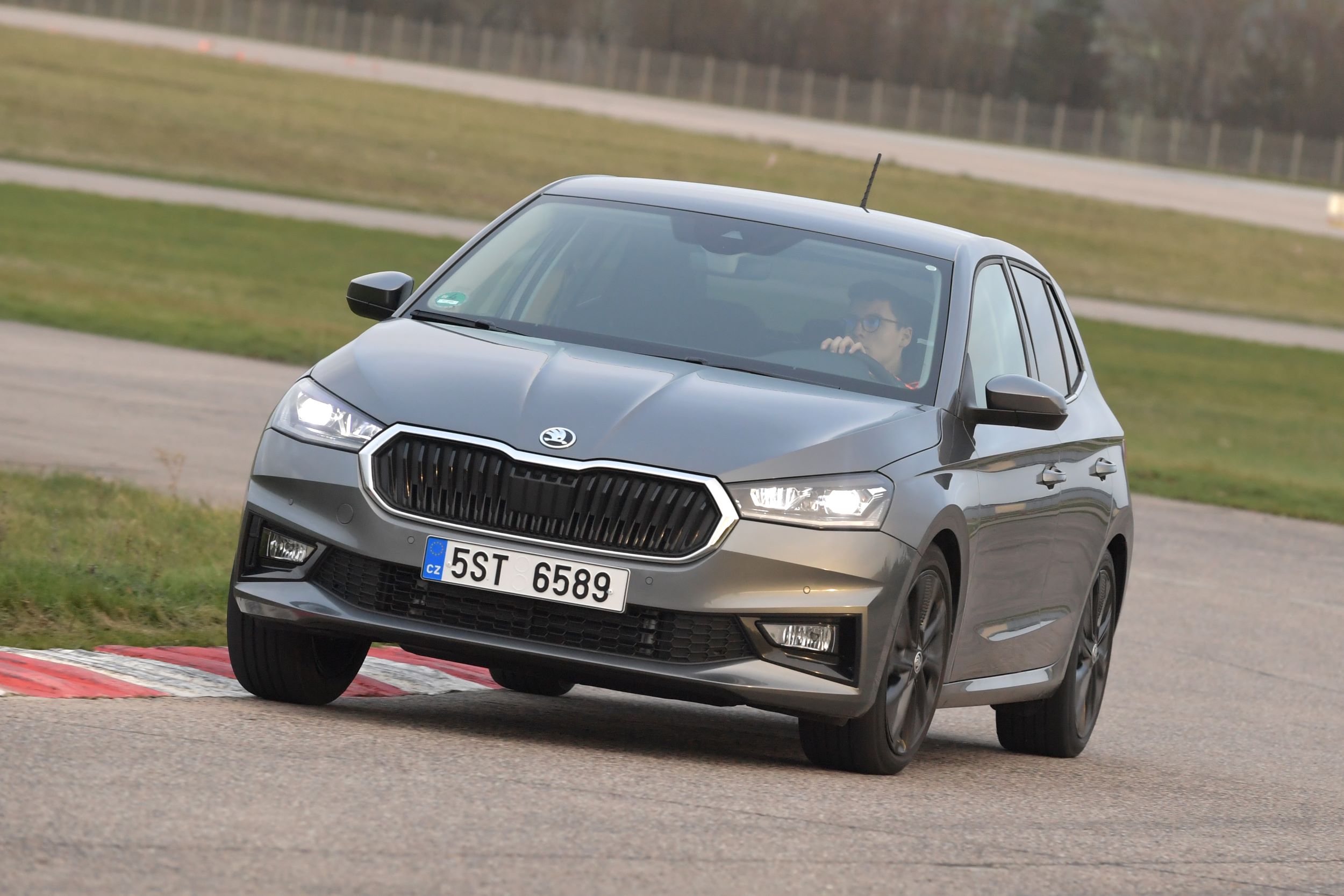 Skoda_Fabia_10TSI_0123_Mazar_30