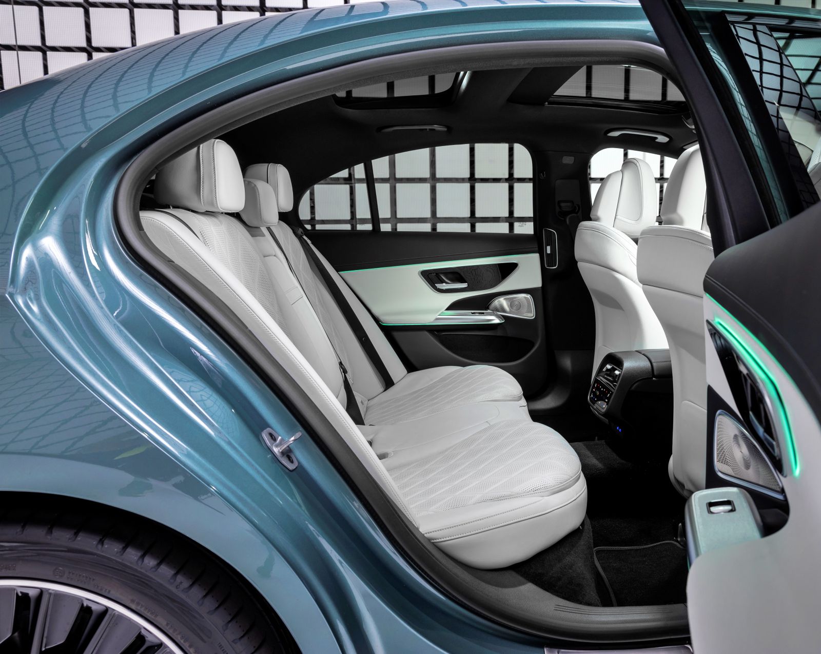 mercedes-klasy-e-kanapa