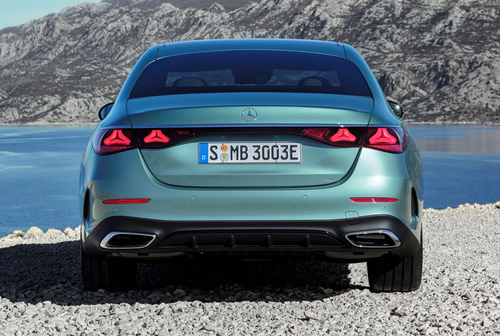 mercedes-klasy-e-tyl-1