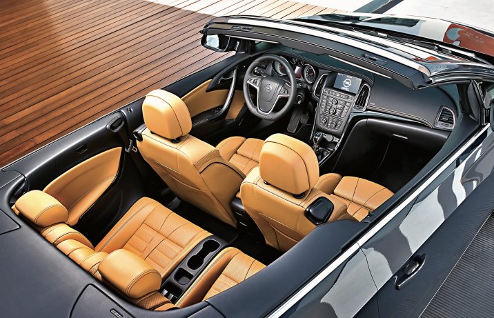 Opel Cascada – wnętrze, fotele